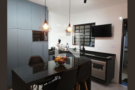 Casa à venda com 245m², 7 quartos e 1 vagaCozinha 2