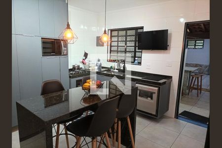 Casa à venda com 245m², 7 quartos e 1 vagaCozinha 2