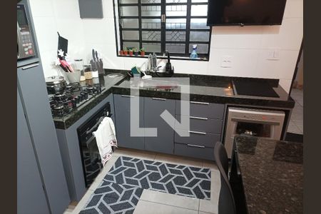 Casa à venda com 245m², 7 quartos e 1 vagaCozinha 2