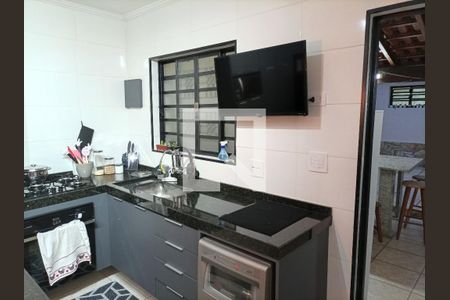 Casa à venda com 245m², 7 quartos e 1 vagaCozinha 2