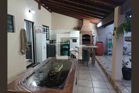 Casa à venda com 245m², 7 quartos e 1 vagaÁrea comum - Churrasqueira