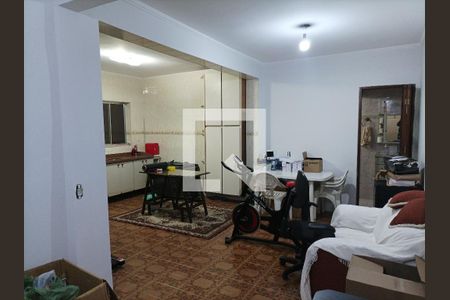 Casa à venda com 245m², 7 quartos e 1 vagaSala/Cozinha