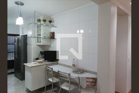 Casa à venda com 245m², 7 quartos e 1 vagaCozinha