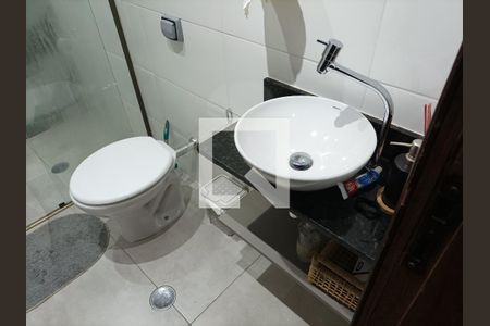 Casa à venda com 245m², 7 quartos e 1 vagaBanheiro 04