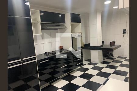 Apartamento à venda com 250m², 2 quartos e 1 vagaCozinha
