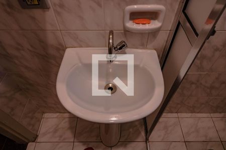 Casa à venda com 119m², 3 quartos e 2 vagasBanheiro