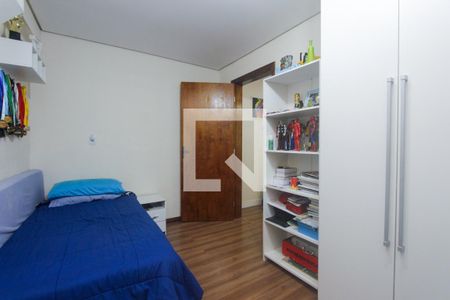 Quarto 1 de casa à venda com 4 quartos, 300m² em Rubem Berta, Porto Alegre