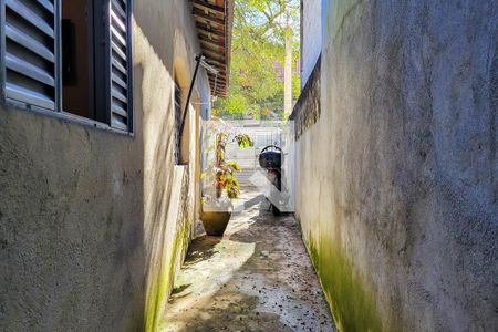 Casa à venda com 145m², 2 quartos e 2 vagasÁrea - Quintal