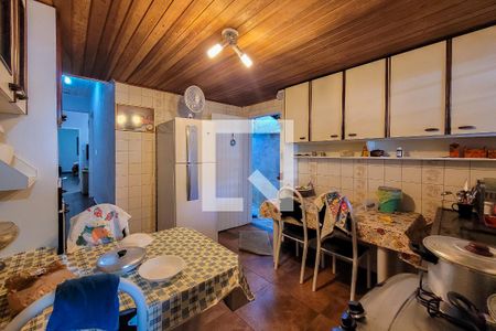 Casa à venda com 145m², 2 quartos e 2 vagasCozinha