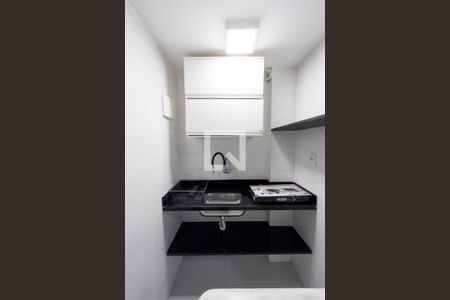 Cozinha de apartamento para alugar com 1 quarto, 30m² em Copacabana, Rio de Janeiro