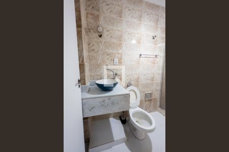 Banheiro de apartamento para alugar com 1 quarto, 30m² em Copacabana, Rio de Janeiro