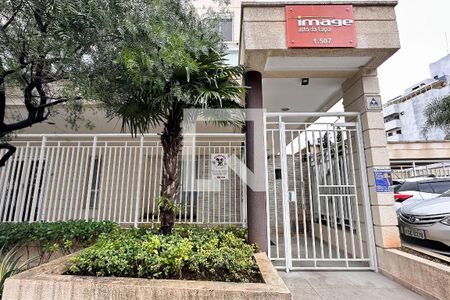 Apartamento para alugar com 76m², 2 quartos e 2 vagasFachada