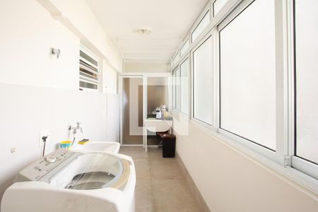 Apartamento à venda com 152m², 3 quartos e 1 vagaÁrea de Serviço