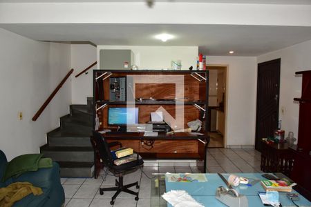 Sala de casa à venda com 2 quartos, 150m² em Jardim Consorcio, São Paulo
