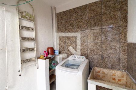 Casa à venda com 159m², 4 quartos e 2 vagasÁrea de Serviço