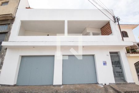 Fachada de casa à venda com 4 quartos, 159m² em Cipava, Osasco