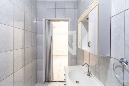 Casa à venda com 159m², 4 quartos e 2 vagasBanheiro 3