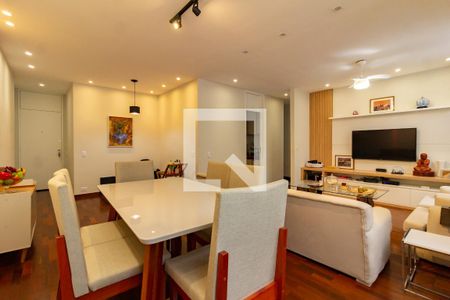 Sala de apartamento à venda com 2 quartos, 90m² em Lagoa, Rio de Janeiro