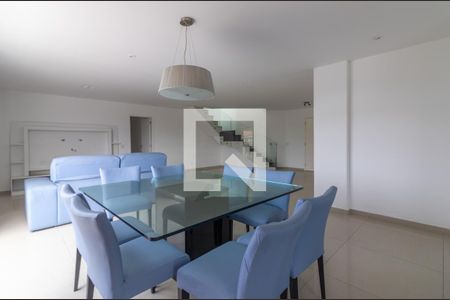 Apartamento à venda com 442m², 5 quartos e 4 vagasSala