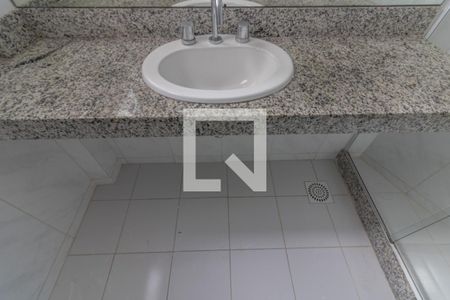 Apartamento à venda com 442m², 5 quartos e 4 vagasSuíte 3 - banheiro