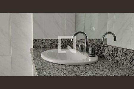 Apartamento à venda com 442m², 5 quartos e 4 vagasSuíte 5 - banheiro