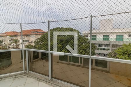 Apartamento à venda com 442m², 5 quartos e 4 vagasSuíte 1 - varanda