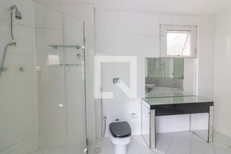 Apartamento à venda com 442m², 5 quartos e 4 vagasSuíte 1 - banheiro