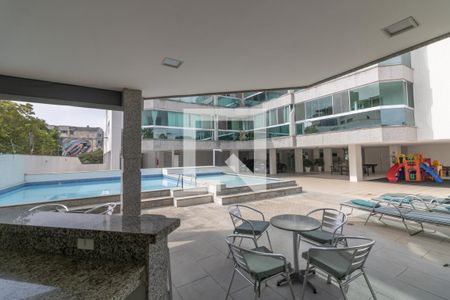 Apartamento à venda com 442m², 5 quartos e 4 vagasÁrea comum - piscina