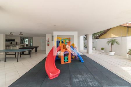 Apartamento à venda com 442m², 5 quartos e 4 vagasÁrea comum - Playground