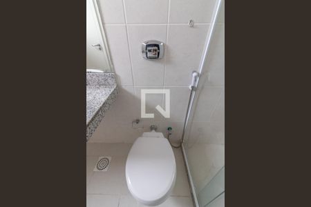 Apartamento à venda com 442m², 5 quartos e 4 vagasSuíte 4 - banheiro