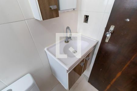 Banheiro de apartamento à venda com 1 quarto, 45m² em Botafogo, Campinas