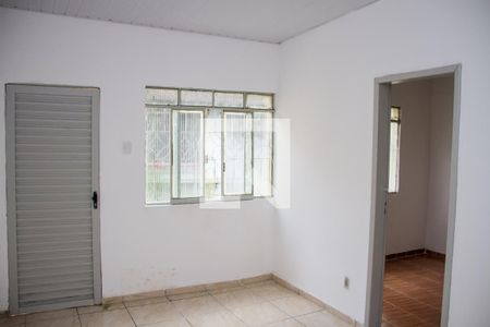 Sala de casa de condomínio para alugar com 2 quartos, 50m² em Encantado, Rio de Janeiro