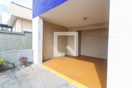 Casa à venda com 359m², 5 quartos e 3 vagasGaragem