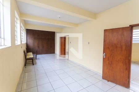 Casa à venda com 359m², 5 quartos e 3 vagasQuarto 5 do 2° Andar