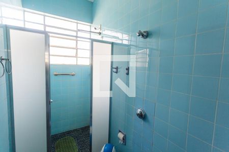 Casa à venda com 359m², 5 quartos e 3 vagasBanheiro da Suíte do 1° Andar