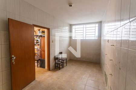 Casa à venda com 359m², 5 quartos e 3 vagasSala 3 do 2° Andar