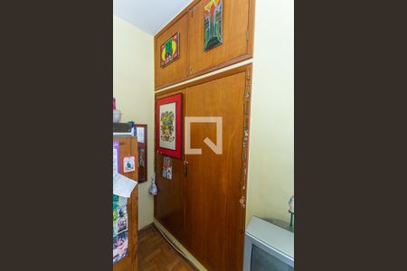 Casa à venda com 359m², 5 quartos e 3 vagasArmário do Quarto 2 do 1° Andar