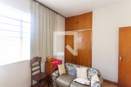 Casa à venda com 359m², 5 quartos e 3 vagasQuarto 4 do 1° Andar