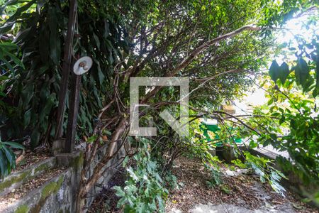 Casa à venda com 359m², 5 quartos e 3 vagasQuintal