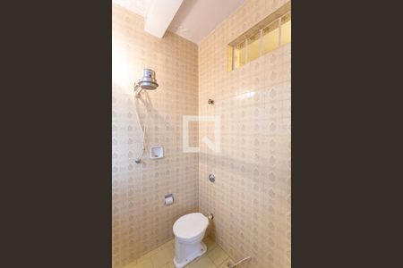 Casa à venda com 359m², 5 quartos e 3 vagasBanheiro Social 3 do 2° Andar