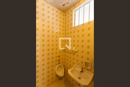 Casa à venda com 359m², 5 quartos e 3 vagasBanheiro Social 2 do 2° Andar