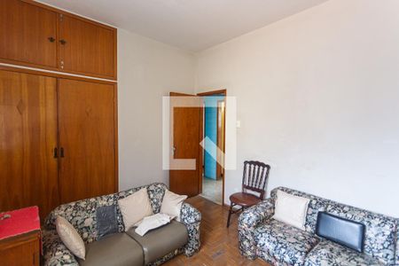 Casa à venda com 359m², 5 quartos e 3 vagasQuarto 4 do 1° Andar