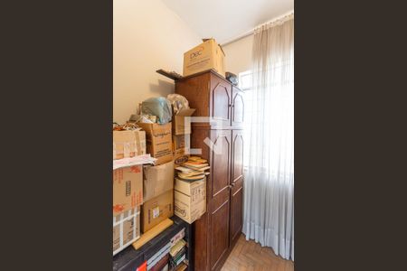 Casa à venda com 359m², 5 quartos e 3 vagasQuarto de Serviço do 1° Andar