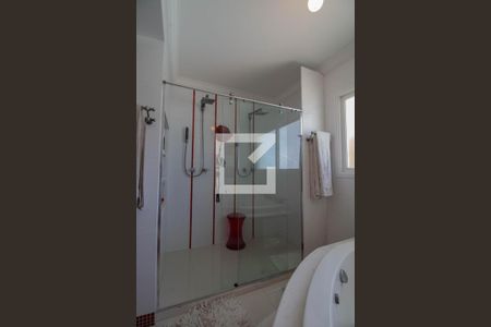 Casa à venda com 500m², 3 quartos e 2 vagasBanheiro da Suíte 3