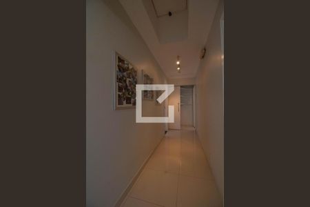 Casa à venda com 500m², 3 quartos e 2 vagasCorredor