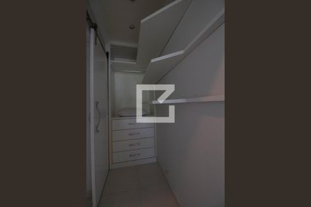 Casa à venda com 500m², 3 quartos e 2 vagasCloset do Quarto 2