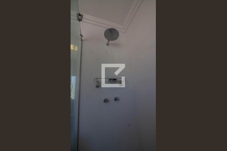 Casa à venda com 500m², 3 quartos e 2 vagasBanheiro da Suíte 2