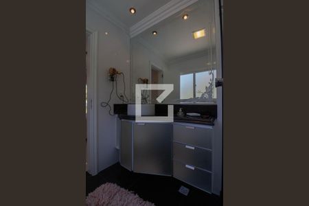 Casa à venda com 500m², 3 quartos e 2 vagasBanheiro da Suíte 2