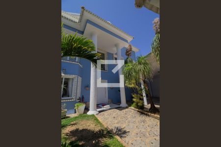 Casa à venda com 500m², 3 quartos e 2 vagasFachada