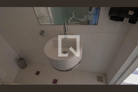 Casa à venda com 500m², 3 quartos e 2 vagasLavabo